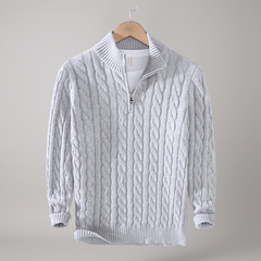 Grauer Zopfmuster-Strickpullover für Herren – warmer Pullover mit halbem Reißverschluss und Stehkragen, klassischer Casual-Look für Herbst und Winter.