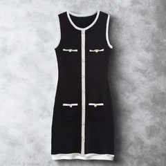 Old Money Tweed Kleid mit Perlenknöpfen