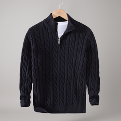 Schwarzer Zopfmuster-Strickpullover für Herren – warmer Pullover mit halbem Reißverschluss und Stehkragen, klassischer Casual-Look für Herbst und Winter.