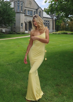 Maxi dress with floral ribbons